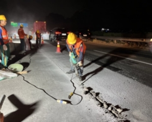 Jaga Kualitas Layanan Jalan Tol, PT Jasamarga Tollroad Maintenance Laksanakan Rekonstruksi Perkerasan di Ruas Jalan Tol Jakarta-Tangerang