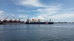 Pelabuhan Krueng Geukueh Berangkatkan Ribuan Ton Biomassa ke Jepang
