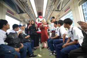 Hari Anak Nasional, drg. Ambar Puspitasari SpKGA, Edukasi Kesehatan Gigi Murid Disabilitas pada Pengguna Transportasi Publik